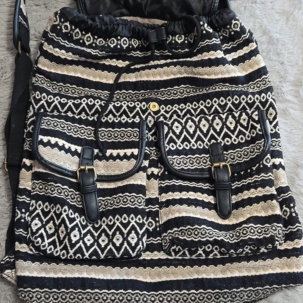 Mossimo Co. aztec print large drawstring backpack - Picture 7 of 9
